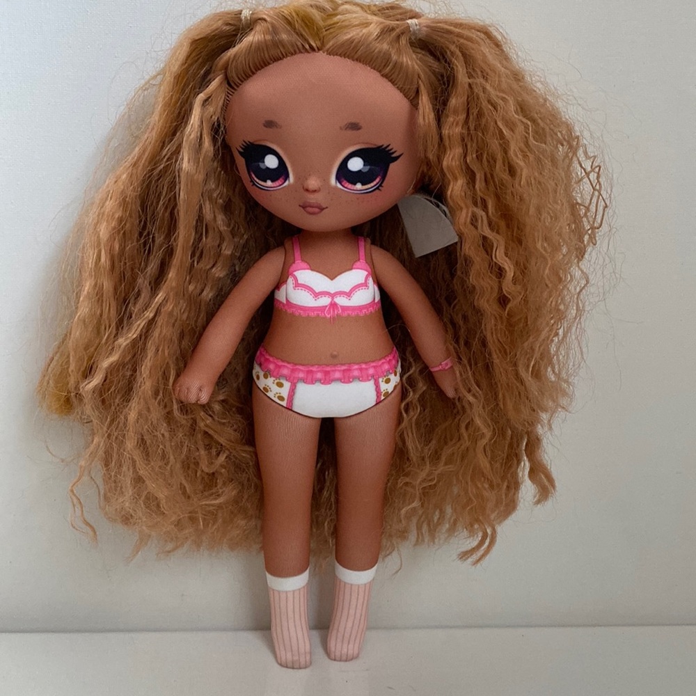 Na! Na! Na! Surprise Teens Slumber Party Fashion Doll 11” tall